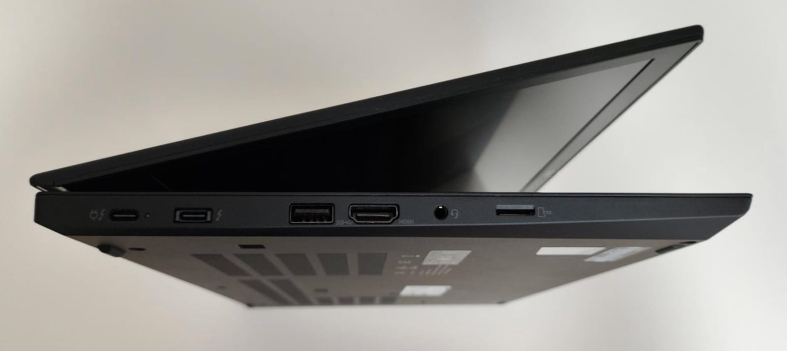 Ноутбук Lenovo ThinkPad T14 Gen 2, i5-1145G7, 24 ГБ, SSD 512 ГБ
