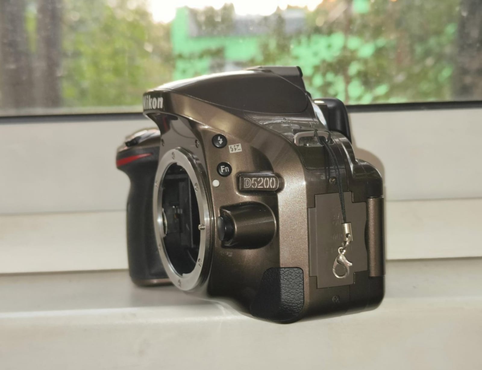 Фотоаппарат Nikon D5200 с объективом 18-55 mm