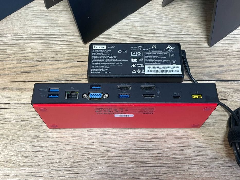 Lenovo ThinkPad Thunderbolt 3 Dock 40AC + оригинальный БП 135W